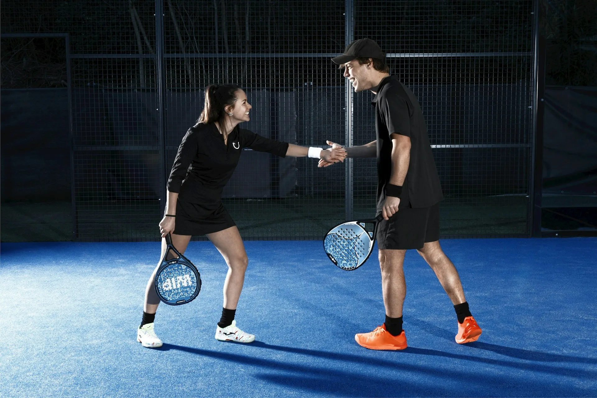 Find Padel clubs & courts nearby!